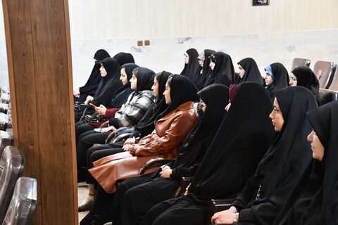 تصاویر/ آیین تجلیل از عوامل برگزاری اعتکاف دانشجویی در خوی