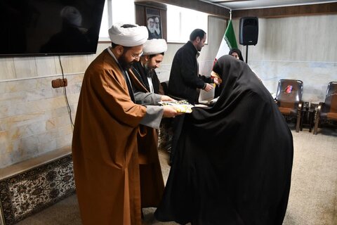 تصاویر/ آیین تجلیل از عوامل برگزاری اعتکاف دانشجویی در خوی