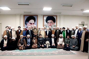 تصاویر/نشست مبلغین اعزامی ماه رمضان با حضور نماینده ولی فقیه در استان کرمانشاه