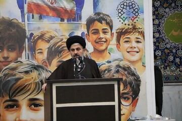 میزبانی مصلای ارومیه  از ۱۴۰۰ دانش‌آموز روزه اولی