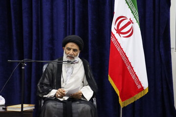 هر مقدار علم بیشتر رشد کند، نیاز علم به دین بیشتر خواهد بود