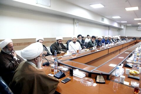 تصاویر/ نشست مبلغین اعزامی ماه مبارک رمضان با نماینده ولی ‌فقیه در استان کرمانشاه