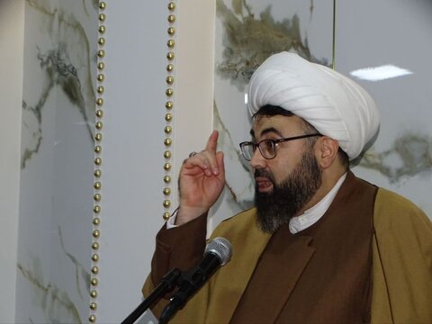 تصاویر/ حضور امام جمعه چهاربرج در مسجد صاحب الزمان بخش فیروز آباد