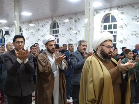 تصاویر/ حضور امام جمعه چهاربرج در مسجد صاحب الزمان بخش فیروز آباد