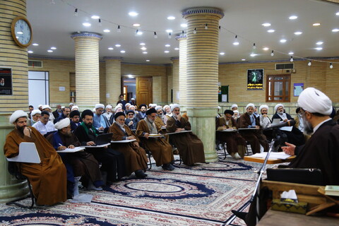 تصاویر/ درس خارج فقه « فروعی از کتاب الحج » توسط آیت الله فاضل لنکرانی در ماه مبارک رمضان