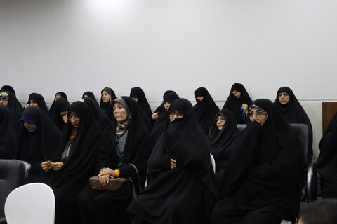 دیدار رمضانی جمعی از دانشجویان و اساتید دانشگاه های اهواز با نماینده ولی فقیه در خوزستان