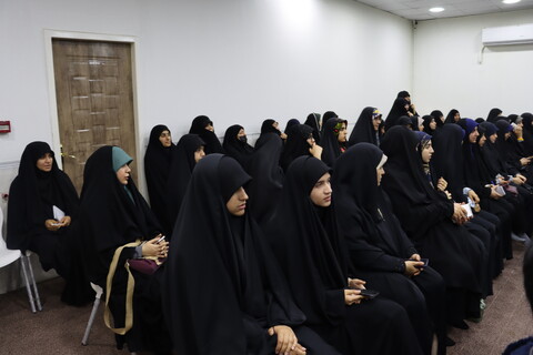 دیدار رمضانی جمعی از دانشجویان و اساتید دانشگاه های اهواز با نماینده ولی فقیه در خوزستان