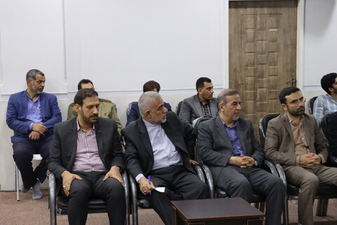 دیدار رمضانی جمعی از دانشجویان و اساتید دانشگاه های اهواز با نماینده ولی فقیه در خوزستان