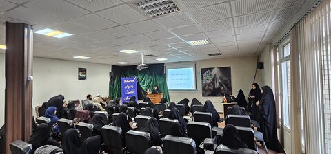 ششمین نشست بانوان فعال فرهنگی با حضور نماینده ولی فقیه در استان همدان