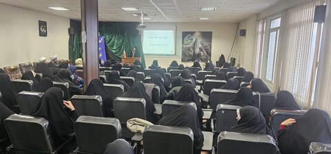 ششمین نشست بانوان فعال فرهنگی با حضور نماینده ولی فقیه در استان همدان