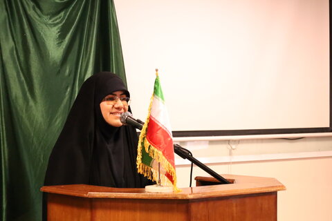 ششمین نشست بانوان فعال فرهنگی با حضور نماینده ولی فقیه در استان همدان