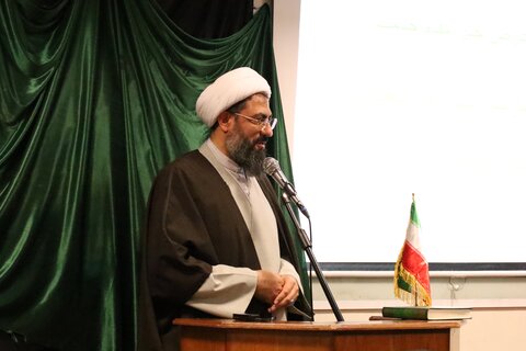 ششمین نشست بانوان فعال فرهنگی با حضور نماینده ولی فقیه در استان همدان