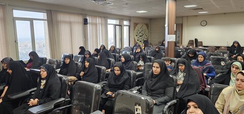 ششمین نشست بانوان فعال فرهنگی با حضور نماینده ولی فقیه در استان همدان