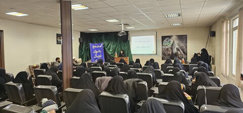 ششمین نشست بانوان فعال فرهنگی با حضور نماینده ولی فقیه در استان همدان