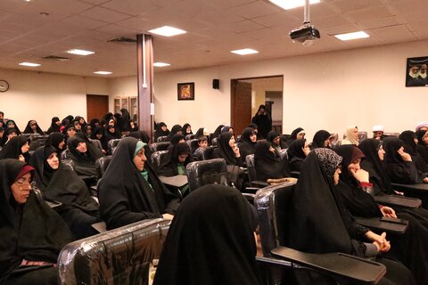 ششمین نشست بانوان فعال فرهنگی با حضور نماینده ولی فقیه در استان همدان