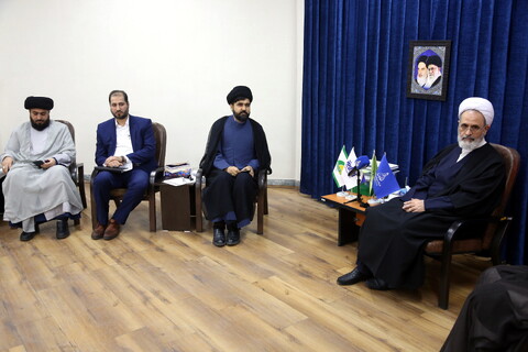 تصاویر/ دیدار مدیر و مسئولین  شبکه های جهانی ولایت با آیت الله اعرافی