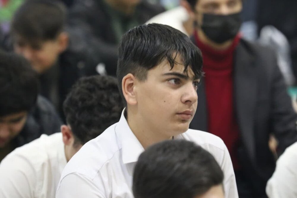 دیدار اعضای کانون های فرهنگی هنری مساجد با امام جمعه اردبیل