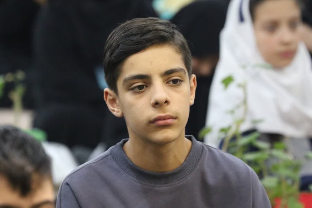 دیدار اعضای کانون های فرهنگی هنری مساجد با امام جمعه اردبیل