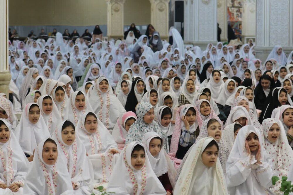 تصاویر/ جشن بزرگ روزه اولی‌ها در مصلای اردبیل