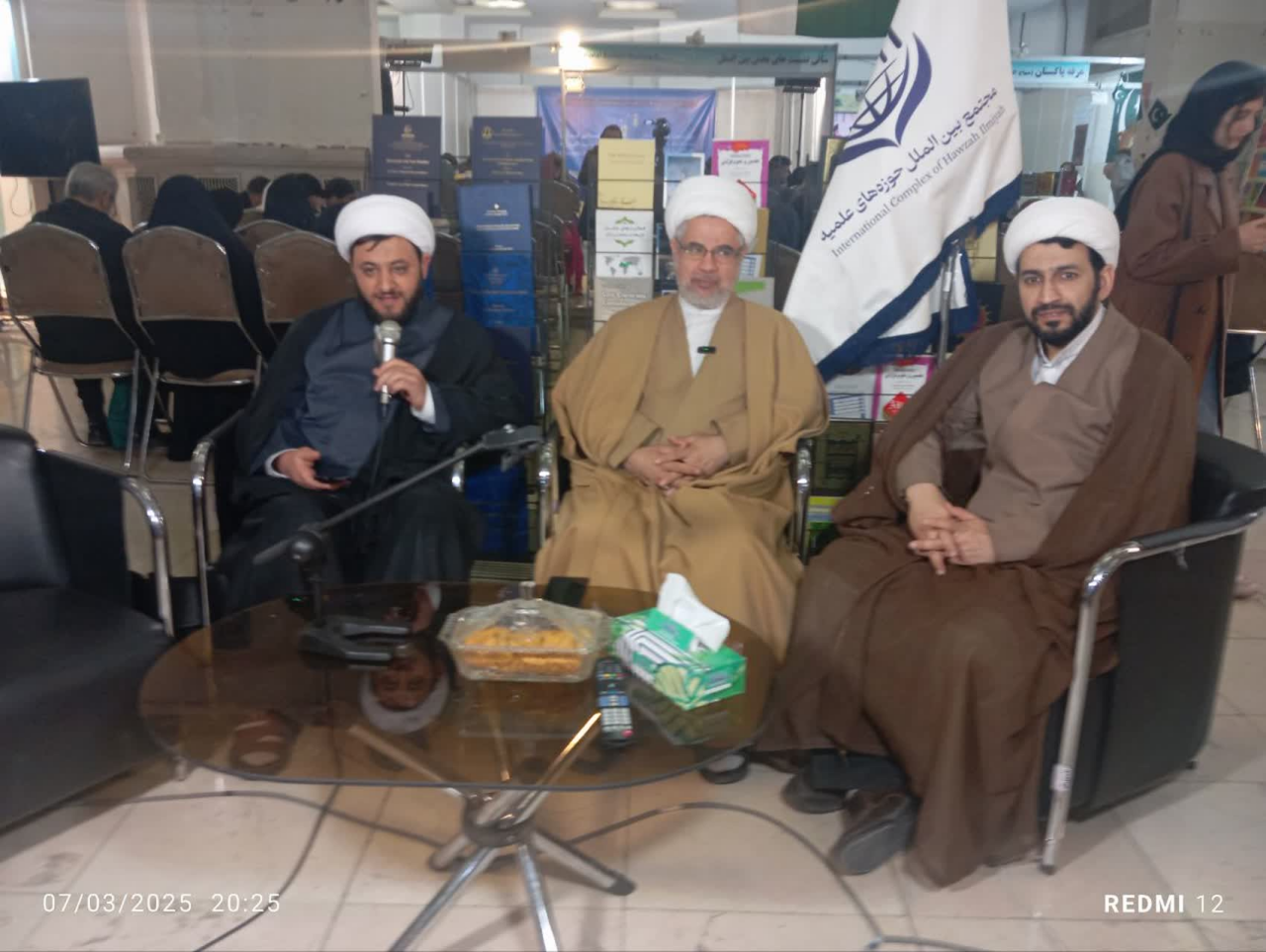 غرفه بینالمللی حوزه در نمایشگاه قرآن کریم؛ گامهایی موثر در تبادل علم و معرفت