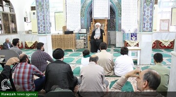 صوت | درس اخلاق امام جمعه بوشهر در مسجد امام حسن مجتبی (ع)