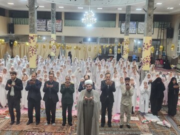 تصاویر/ مراسم جشن تکلیف دانش‌آموزان دختران در شهرستان چایپاره