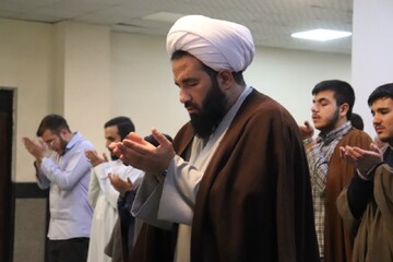 تصاویر/ حضور دانش آموزان شهید آهنگری ارومیه در مدرسه علمیه امام خامنه‌ای ارومیه