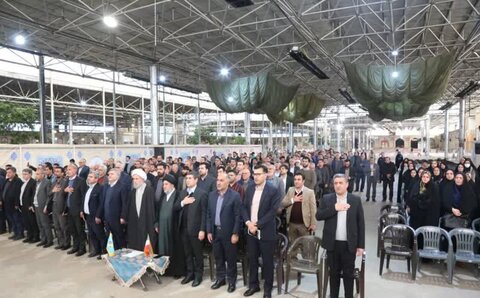 تصاویر| «ضیافت نور» دیدار رمضانی مسئولان و کارکنان برخی از دستگاه های اجرایی با نماینده ولی فقیه در فارس