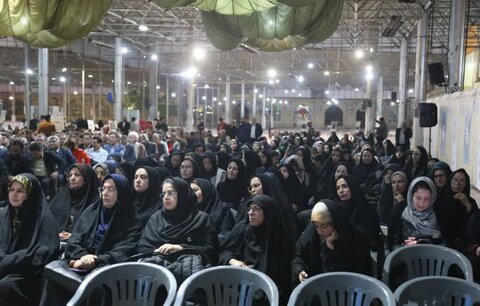 تصاویر| «ضیافت نور» دیدار رمضانی مسئولان و کارکنان برخی از دستگاه های اجرایی با نماینده ولی فقیه در فارس