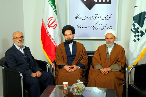 تصاویر/ حال و هوای ششمین روز سی ودومین نمایشگاه بین المللی قرآن کریم