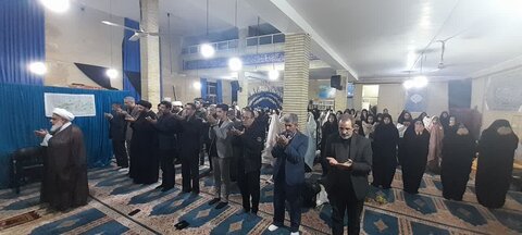 تصاویر / حضور امام جمعه شهرستان آبیک در جمع دانش آموزان دختر