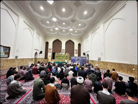 تصاویر/ محفل دانش آموزی انس با قرآن کریم و حوزه گردی و افطاری در مدرسه علمیه امام خمینی گرگان