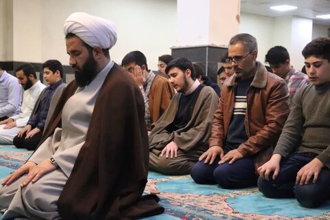 تصاویر/ حضور دانش آموزان شهید آهنگری ارومیه در مدرسه علمیه امام خامنه‌ای ارومیه