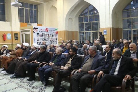 تصاویر/ دورهمی شعرا ، مادحین و مسئولین هیئات مذهبی ارومیه