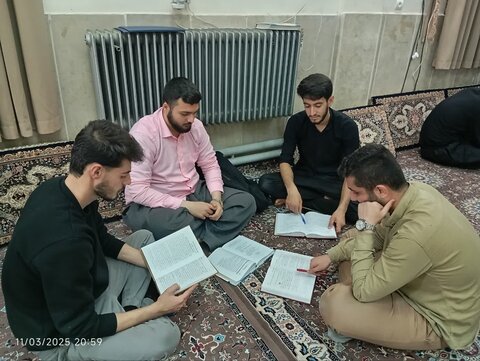 تصاویر/برگزاری جلسه مباحثهمدرسه طلاب علمیه کامیاران