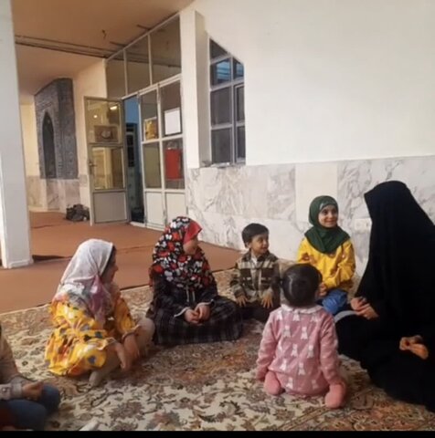 تصاویر/برگزاری مراسم افطاری در مدرسه علمیه الزهرا اراک