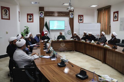 نشست هم‌اندیشی و برنامه‌ریزی اجلاسیه شهدای طلبه و روحانی استان خراسان جنوبی