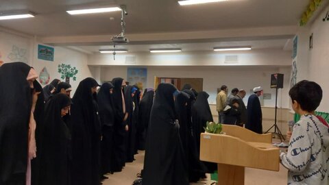 تصاویر/برگزاری مراسم ضیافت افطاری در مدرسه علمیه فاطمیه محلات