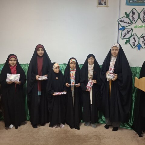 تصاویر/برگزاری مراسم ضیافت افطاری در مدرسه علمیه فاطمیه محلات