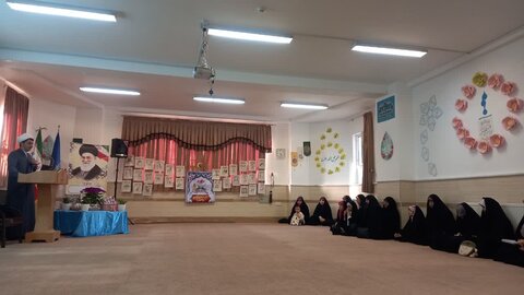 تصاویر/برگزاری مراسم ضیافت افطاری در مدرسه علمیه فاطمیه محلات