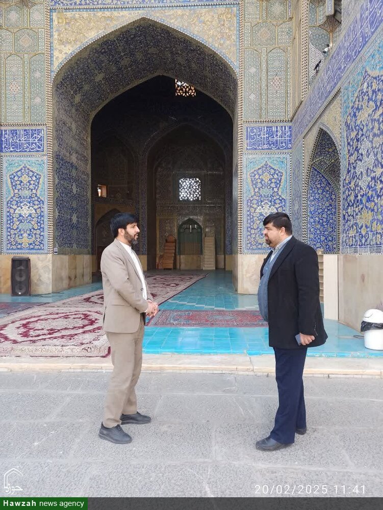 معاون اداری و مالی مرکز مدیریت حوزه علمیه خراسان به اصفهان سفر کرد