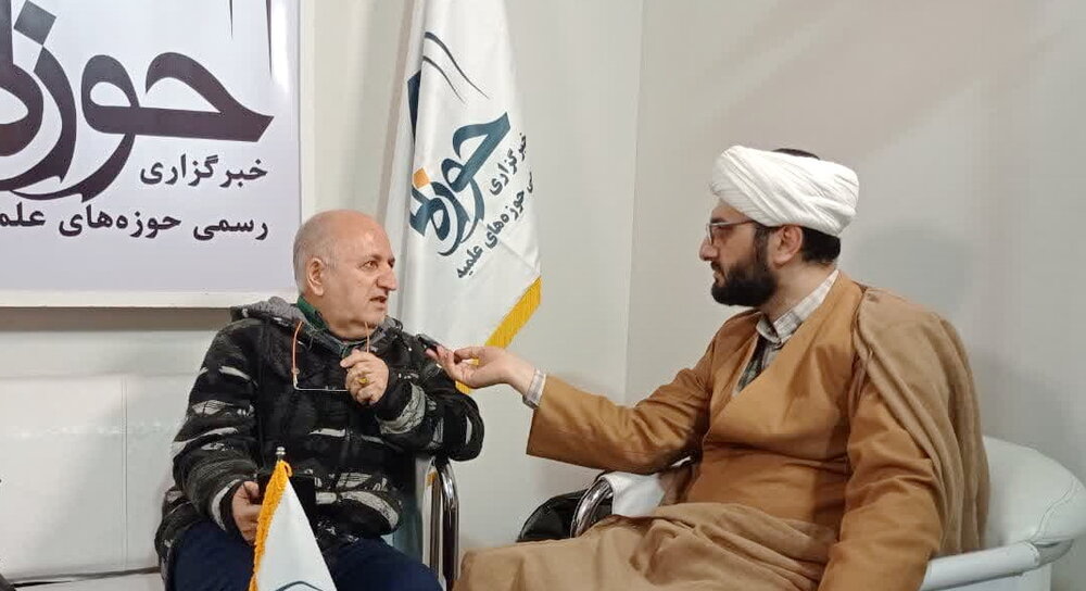 از نظامی‌گری تا شعر قرآنی؛ مسیر معنوی یک شاعر
