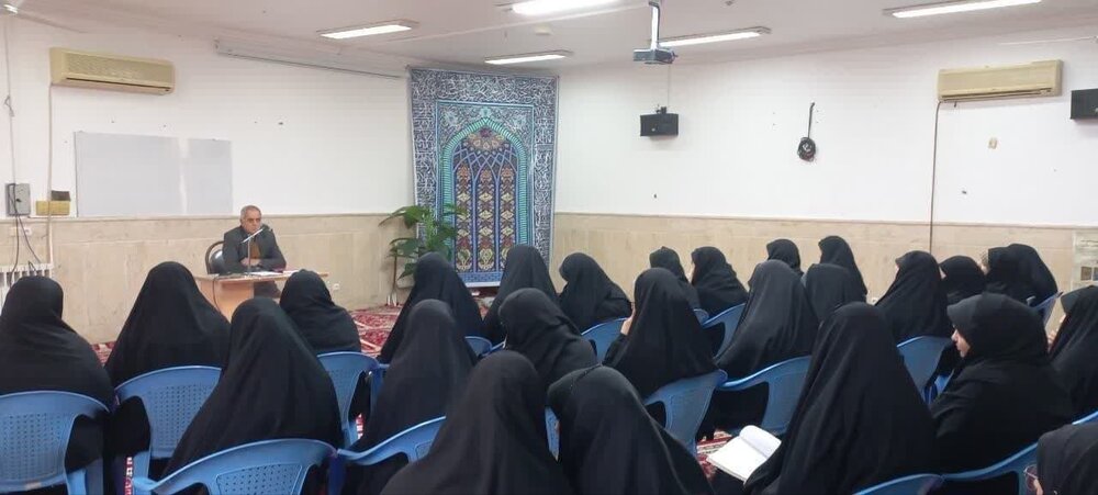 نشست سلامت رمضان در مدرسه علمیه تخصصی فاطمه الزهرا(س) اردکان