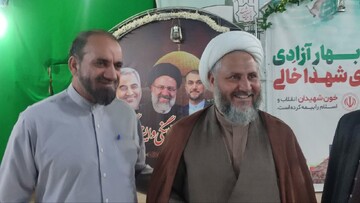 حضور امام جمعه آران و بیدگل در محفل قرآنی حسین‌آباد کویر