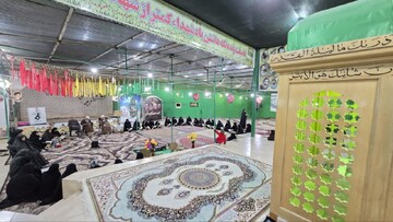 تصاویر/حضور امام جمعه آران و بیدگل در محفل قرآنی حسین‌آباد کویر