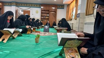 اجرای طرح «زندگی با آیه‌ها» در مدرسه علمیه فاطمه الزهرا(س) ساوه