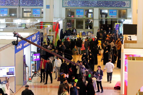 تصاویر/ حال و هوای هفتمین روز سی ودومین نمایشگاه بین المللی قرآن کریم