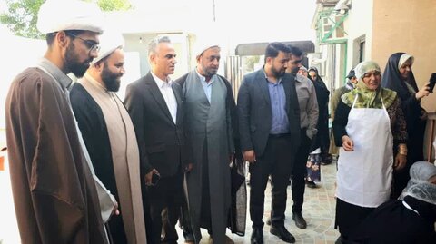 تصاویر/ طرح پخت نان مهربانی در سیراف