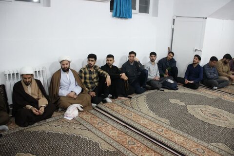 تصاویر/دورهمی اساتید و طلاب مدرسه علمیه امام صادق (ع)بیجار