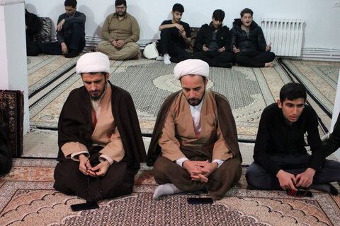 تصاویر/دورهمی اساتید و طلاب مدرسه علمیه امام صادق (ع)بیجار